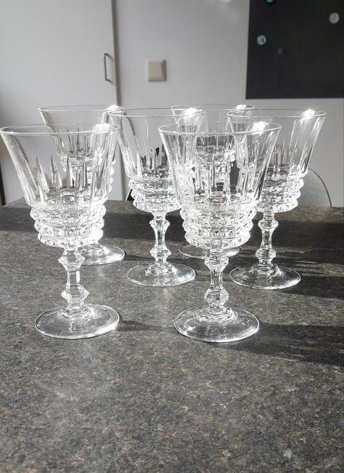 6 verres à vin Cristal d'Arques, Antiquités & Art, Antiquités | Verre & Cristal, Enlèvement ou Envoi