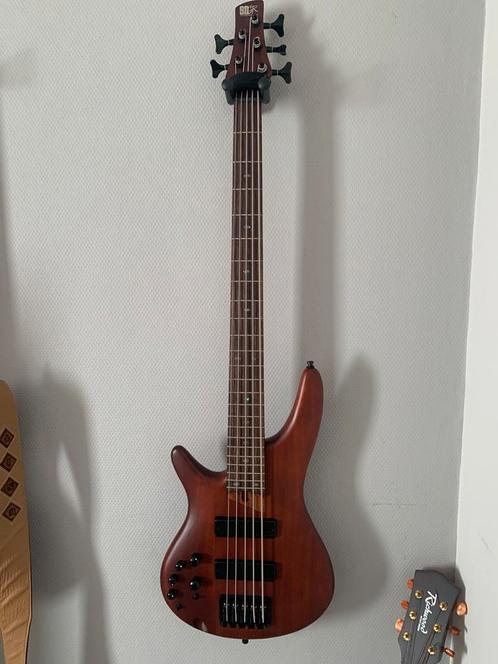 Ibanez SR505EL Mahogany 5-snaar linkshandige bas, Muziek en Instrumenten, Snaarinstrumenten | Gitaren | Bas, Zo goed als nieuw