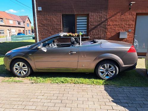 Cabriolet, Auto's, Ford, Particulier, Focus, Zetelverwarming, Benzine, Euro 4, Cabriolet, 2 deurs, Automaat, Overige kleuren, Grijs