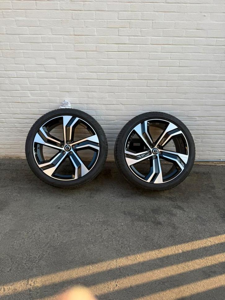 Volvo 22 inch xc90 velgen, Auto-onderdelen, Banden en Velgen, Banden en Velgen, Zomerbanden, Overige maten, 275 mm, Terreinwagen