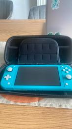 Switch lite met oplader en hoes, Consoles de jeu & Jeux vidéo, Consoles de jeu | Nintendo Switch Lite, Comme neuf, Avec housse de protection ou sac