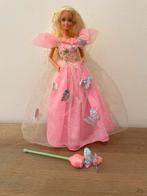 Locket Surprise Barbie uit 1993 + Butterfly Princess kleed, Kinderen en Baby's, Ophalen of Verzenden, Zo goed als nieuw, Barbie