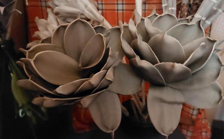 Bloemen ter  versiering (kunstbloemen), Diversen, Overige Diversen, Ophalen