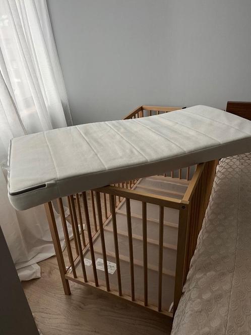 Babybed ikea en toebehoren, Kinderen en Baby's, Kinderkamer | Bedden, Zo goed als nieuw, Matras, Ophalen