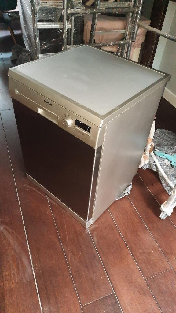 Vaatwasser, Elektronische apparatuur, Vaatwasmachines, Zo goed als nieuw, Inbouw, 85 tot 90 cm, 45 tot 60 cm, 10 tot 14 liter