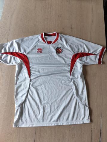 Voetbalshirt Malta beschikbaar voor biedingen