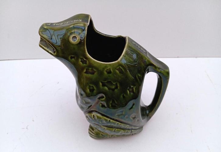 rare pichet en céramique Heritier-Guyot Dijon, Antiquités & Art, Antiquités | Céramique & Poterie, Enlèvement ou Envoi