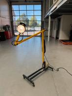 Zeca lamp met zwenkarm, Ophalen, Zo goed als nieuw