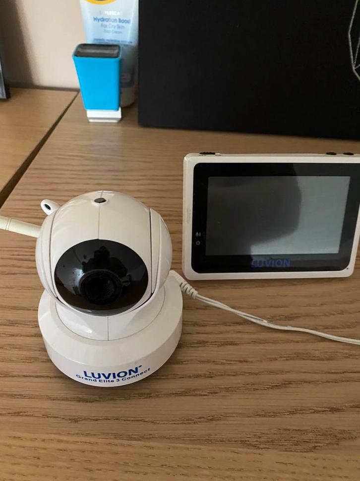 Babyfoon Luvion Grand Elite 3 Connect, Kinderen en Baby's, Babyfoons, Zo goed als nieuw, Camera, Ophalen