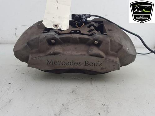 REMKLAUW RECHTS VOOR Mercedes-Benz GLC Coupe (C253), Auto-onderdelen, Remmen en Aandrijving, Mercedes-Benz, Gebruikt