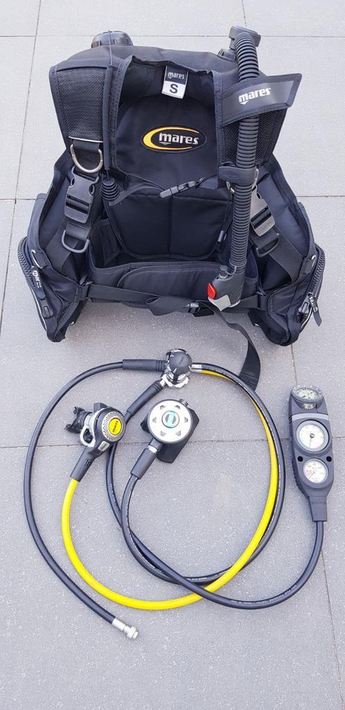 Duikset Mares, Watersport en Boten, Duiken, Gebruikt, Trimvest of Wing, Ophalen