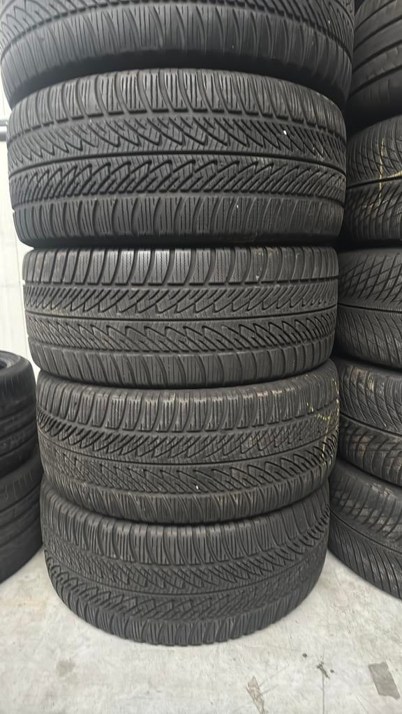 285/45/20  285/45R20  2854520 winter merk goodyear, Ophalen