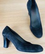 Grijze nubuck pumps, Ophalen of Verzenden, Beige, Pumps