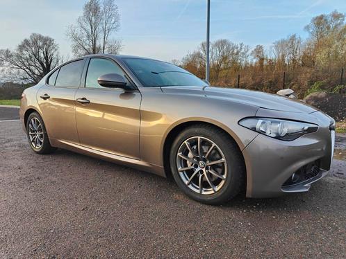Alfa Romeo Giulia 2.2 jtd auto, Auto's, Alfa Romeo, Particulier, Giulia, ABS, Adaptive Cruise Control, Airbags, Airconditioning