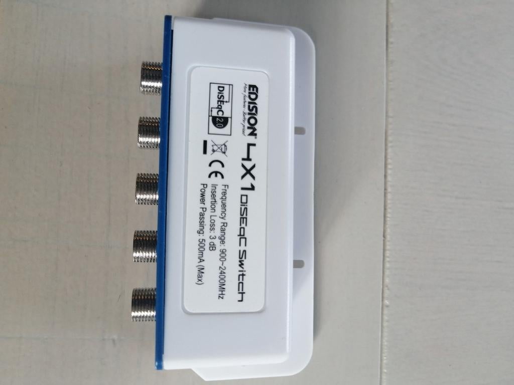 Schakelaar voor satelliet tv, Ophalen