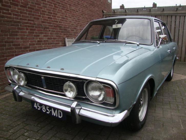 FORD CORTINA 1600E MK2...ZELDZAME OPKNAPPER..1970, Auto's, Oldtimers, Particulier, Metaalkleur, Mistlampen, Radio, Trekhaak, Ford