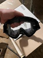 Masque, Enlèvement, Comme neuf, Autres types