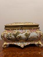 Vintage porseleine box Sevres, Ophalen