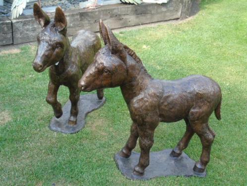 statue d un couple d ânes debout en bronze ..., Jardin & Terrasse, Statues de jardin, Neuf, Animal, Autres matériaux, Enlèvement ou Envoi