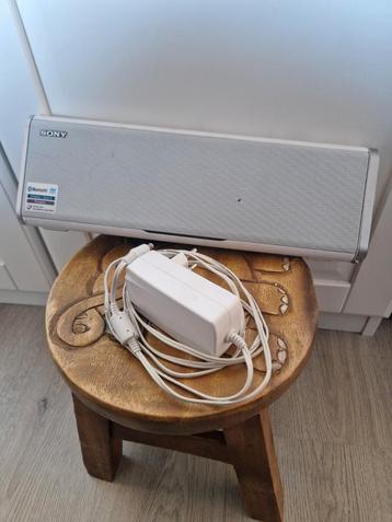 Bluethooth speaker , sony , werkt perfect  beschikbaar voor biedingen