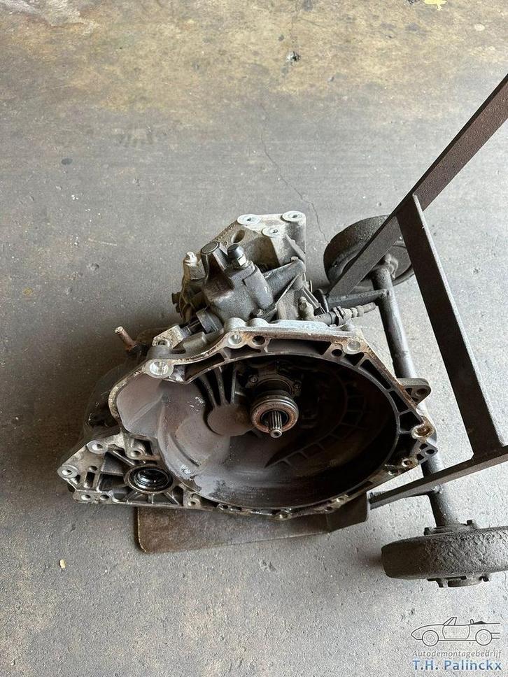 Versnellingsbak Opel Astra H 1.6 16V bouwjaar 2005, Auto-onderdelen, Transmissie en Toebehoren, Opel, Gebruikt, Ophalen of Verzenden