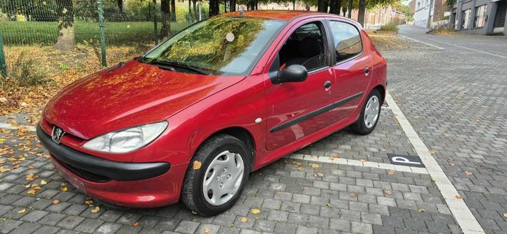 Peugeot 206 - 80 000 KM prête à immatriculer, Auto's, Peugeot, Particulier, Benzine, Ophalen