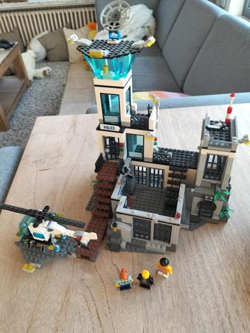 lego city  beschikbaar voor biedingen