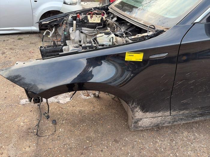 Aile avant gauche d'un BMW 1-Serie (475), Autos : Pièces & Accessoires, -, 3 mois de garantie, Utilisé, -