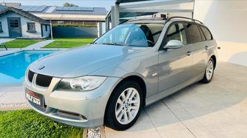 BMW 318i Touring * 94.000 km * benzine * automaat * pano dak