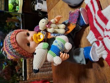 Baby born jongetje kleertjes en spulletjes  beschikbaar voor biedingen