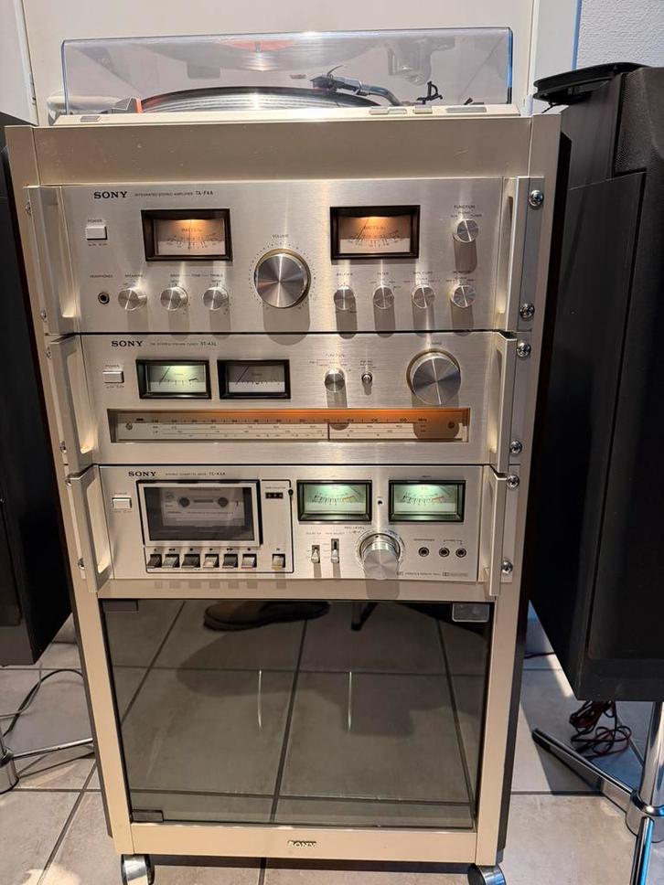 Sony complete zilveren vintage Sony set in fraaie staat rack, TV, Hi-fi & Vidéo, Chaîne Hi-fi, Comme neuf, Sony, Enlèvement