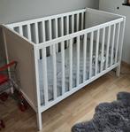 Kinderbed met matras en beddengoed, Ophalen, Zo goed als nieuw, Minder dan 140 cm, Matras