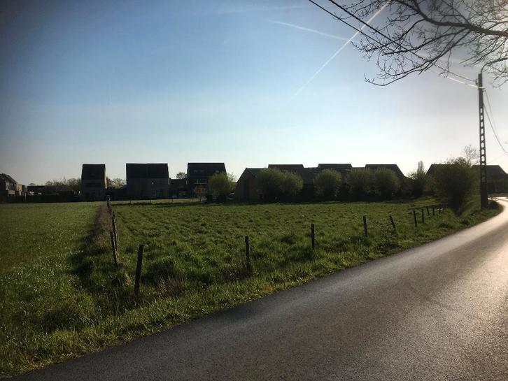 Kleinere zomerweide voor pony,paard,,… te gebruiken, Dieren en Toebehoren, Stalling en Weidegang, Weidegang, 1 paard of pony