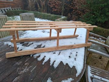 houten slee beschikbaar voor biedingen