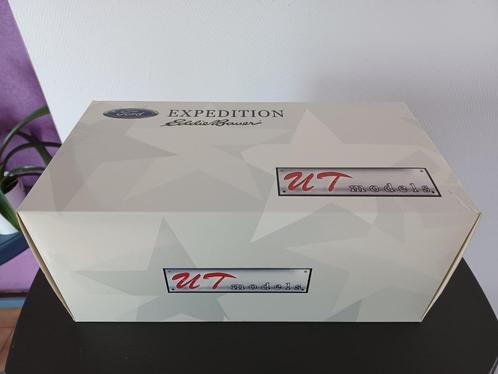 UT Models 1/18 – Ford Expedition "Eddie Bauer", Hobby en Vrije tijd, Modelauto's | 1:18, Zo goed als nieuw, Auto, UT Models, Ophalen