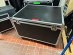 Flightcase sur roulettes, Gebruikt