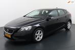 Volvo V40 1.6 D2 Momentum, Auto's, Euro 5, Gebruikt, 4 cilinders, 700 kg