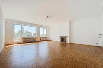 Appartement te koop in Koekelberg, 2 slpks disponible aux enchères