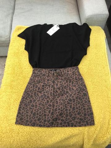 Rokje + T-shirt (beiden NIEUW) beschikbaar voor biedingen