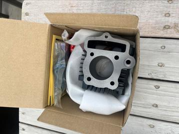 Cilinder kitaco 75cc beschikbaar voor biedingen