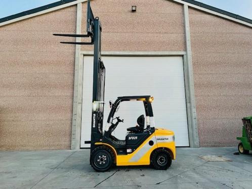 Shantui SFD 25 Diesel heftruck Nieuw, Zakelijke goederen, Machines en Bouw | Pompen en Compressoren, Ophalen