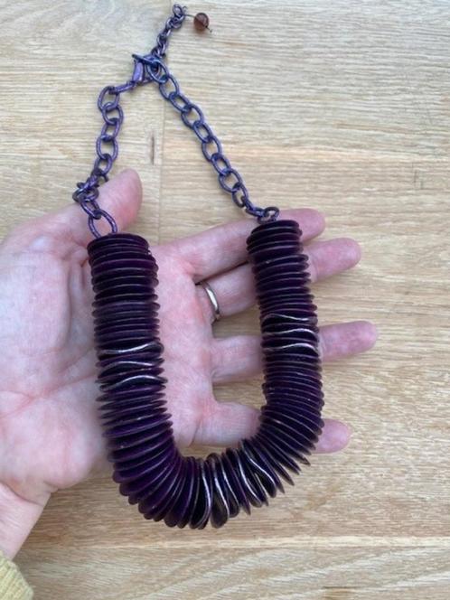 Prachtige Paarse halsketting – Nieuw!, Handtassen en Accessoires, Kettingen, Zo goed als nieuw, Overige materialen, Paars, Ophalen of Verzenden