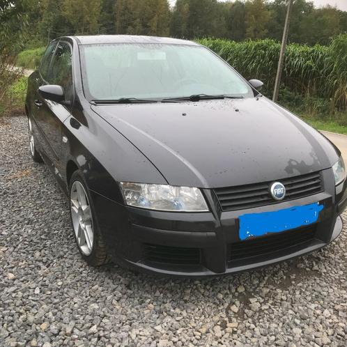 FIAT STILO 1.9 JTD MULTIJET ! Lire Annonce!, Autos, Fiat, Particulier, Stilo, ABS, Airbags, Air conditionné, Bluetooth, Verrouillage central