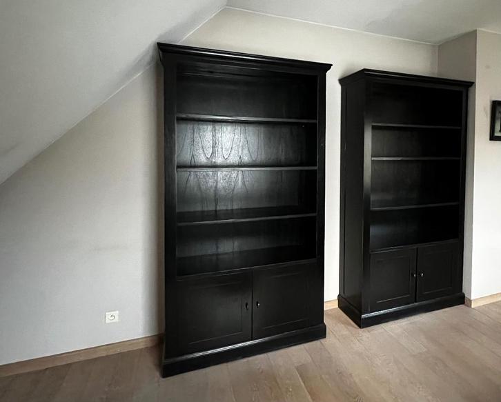 Boekenkast, hoge kast zwart hout landelijke stijl - Flamant, Huis en Inrichting, Kasten | Wandmeubels, Gebruikt, 200 cm of meer