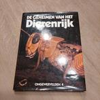 boek "Geheimen van het dierenrijk - ongewervelden", Livres, Nature, Autres sujets/thèmes, Utilisé, Enlèvement ou Envoi