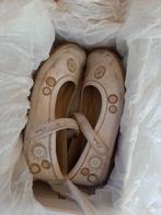 Chaussures semi- ouvertes Clarks en cuir blanc pointure 29 *, Enfants & Bébés, Comme neuf, Enlèvement ou Envoi, Chaussures
