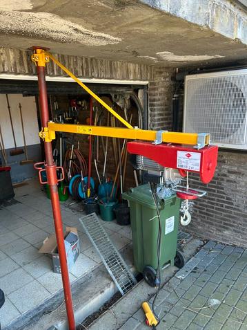 Nieuwe elektrische takel beschikbaar voor biedingen