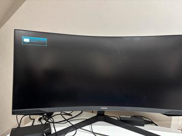Samsung Odyssey G5 34” Curved Monitor beschikbaar voor biedingen