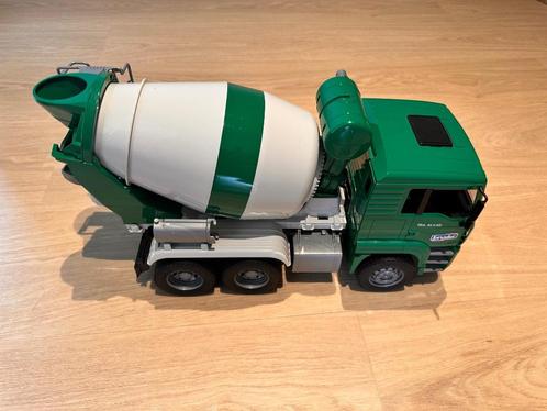 Bruder MAN TGA vrachtwagen met cementmixer, Kinderen en Baby's, Speelgoed |Speelgoedvoertuigen, Zo goed als nieuw, Ophalen of Verzenden