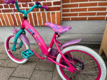 Kinderfiets Trolls beschikbaar voor biedingen